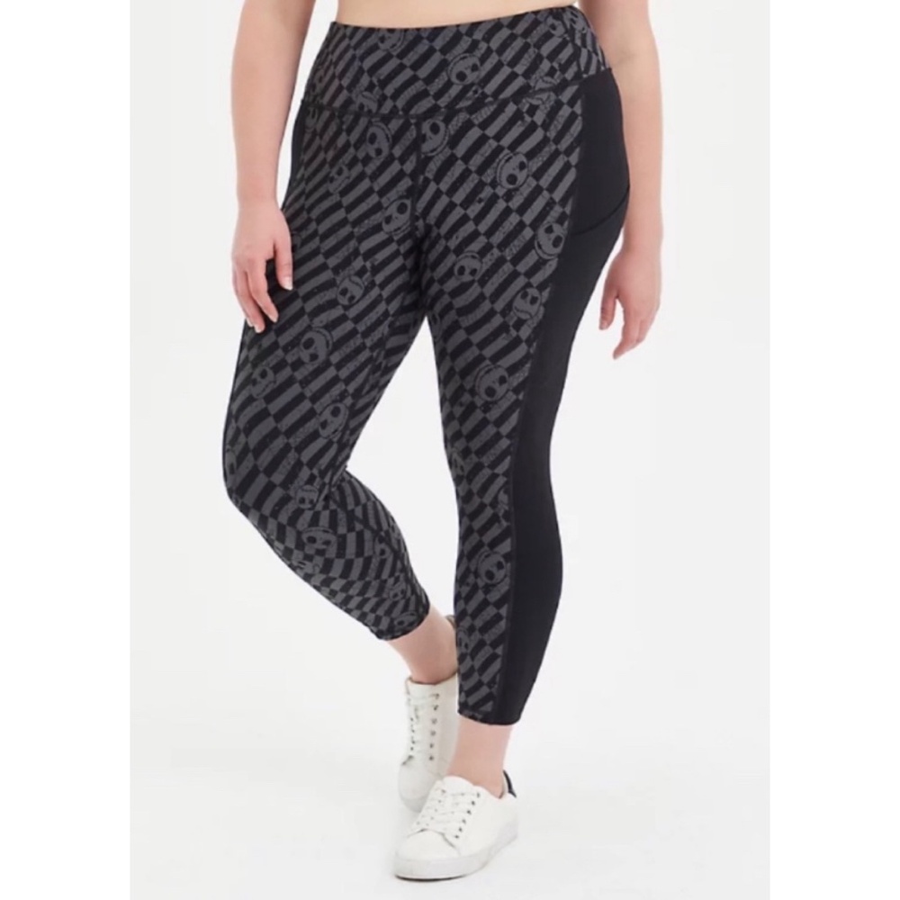 🆕 Jack Skellington Legging 3 3X 22-24 NBC Torrid NWT Nightmare Before Christmas